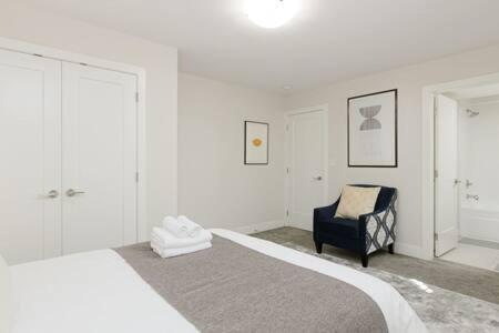 Bright New 1 Bedroom Private Secondary Basement Suite North Vancouver Exterior foto